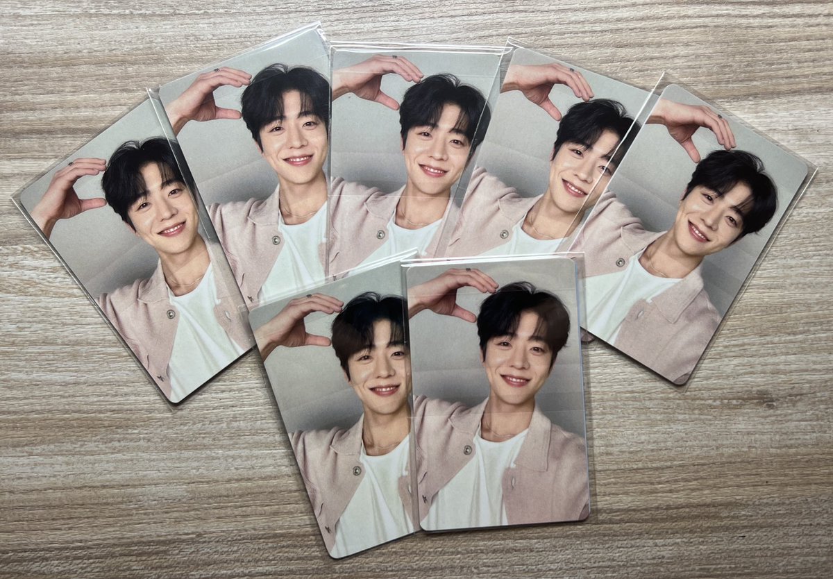 heesunjayz's tweet photo. 😭😭😭😭😭😭 sana po may mabait na i-scan sila https://t.co/kurwDAL3Us