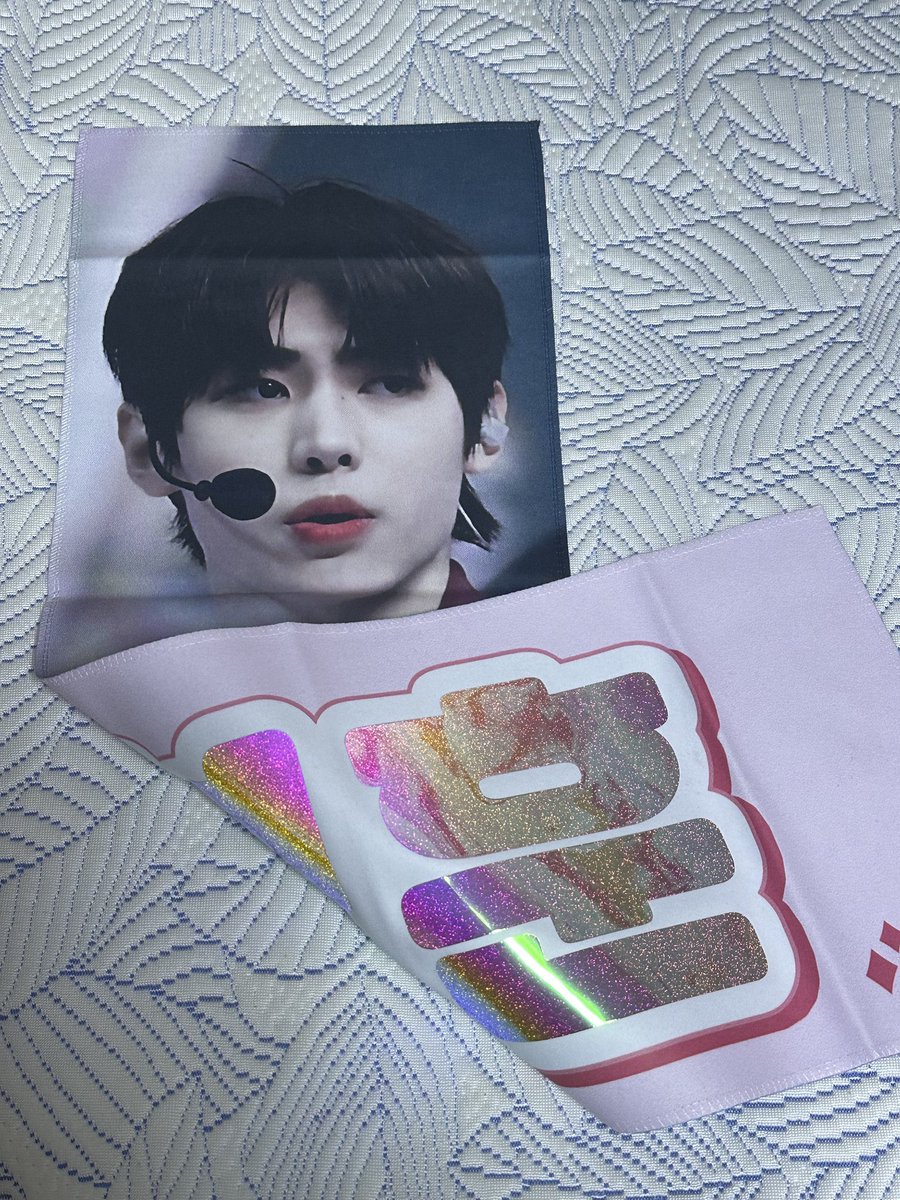 enhypen wts lfb ph ww

𓏔 jungwon and sunghoon cheering kit slogan
      ⤿ ₱550 each + isf
      ⤿ feta
      ⤿ payo

rcbyt: yjmcrt.carrd.co