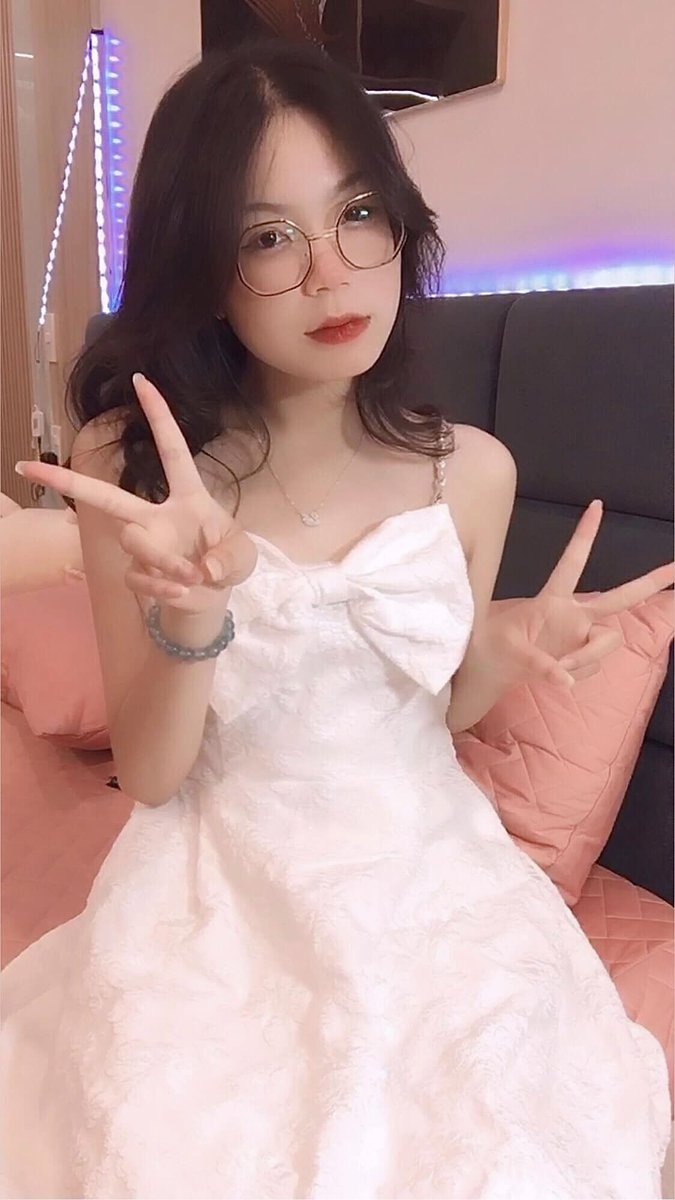 Alise Petroff Bài viết của bạn là một viên ngọc thực sự. Tôi rất vui mừng khi tình cờ đọc được bài viết của bạn.Alise Petroff