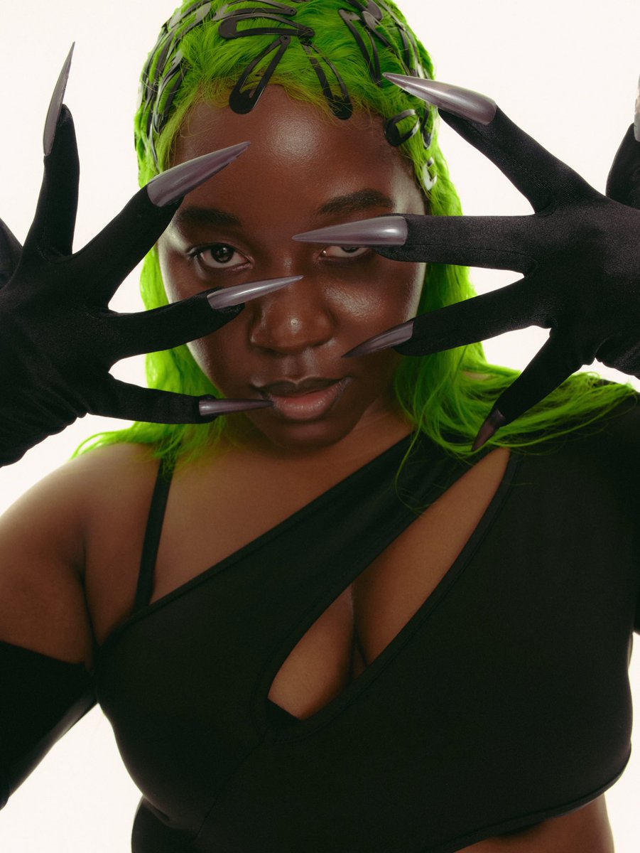 culture_zw's tweet photo. Mark your calendars for September 7th when @joyrukanza will transform her debut album #MatterMoreForSis into a breathtaking orchestral experience. Originally released in June last year, the album will be reimagined with live symphonic arrangements that will captivate the audience https://t.co/7wY9VcJ2vl