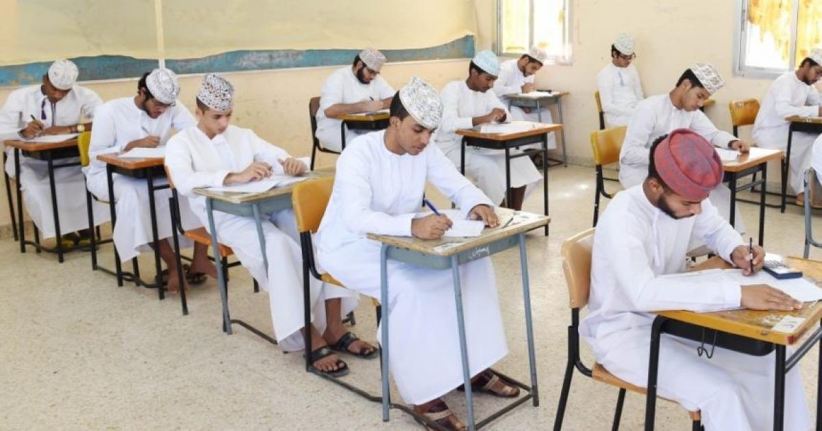 مع بدء العام الدراسي الجديد .. 
رسالتي للطلبة  .. من الأن اجتهد واستعد للاختبارات ونظم أوقات المذاكرة ..
محاضرات كيف تذاكر ؟وكيف تستعد للاختبارات ؟التي تعقد في نهاية الفصل لا فائدة منها ..
مشوار التفوق والنجاح يبدأ من الأسبوع الأول للدراسة ،، وفقكم الله 🤲🩷