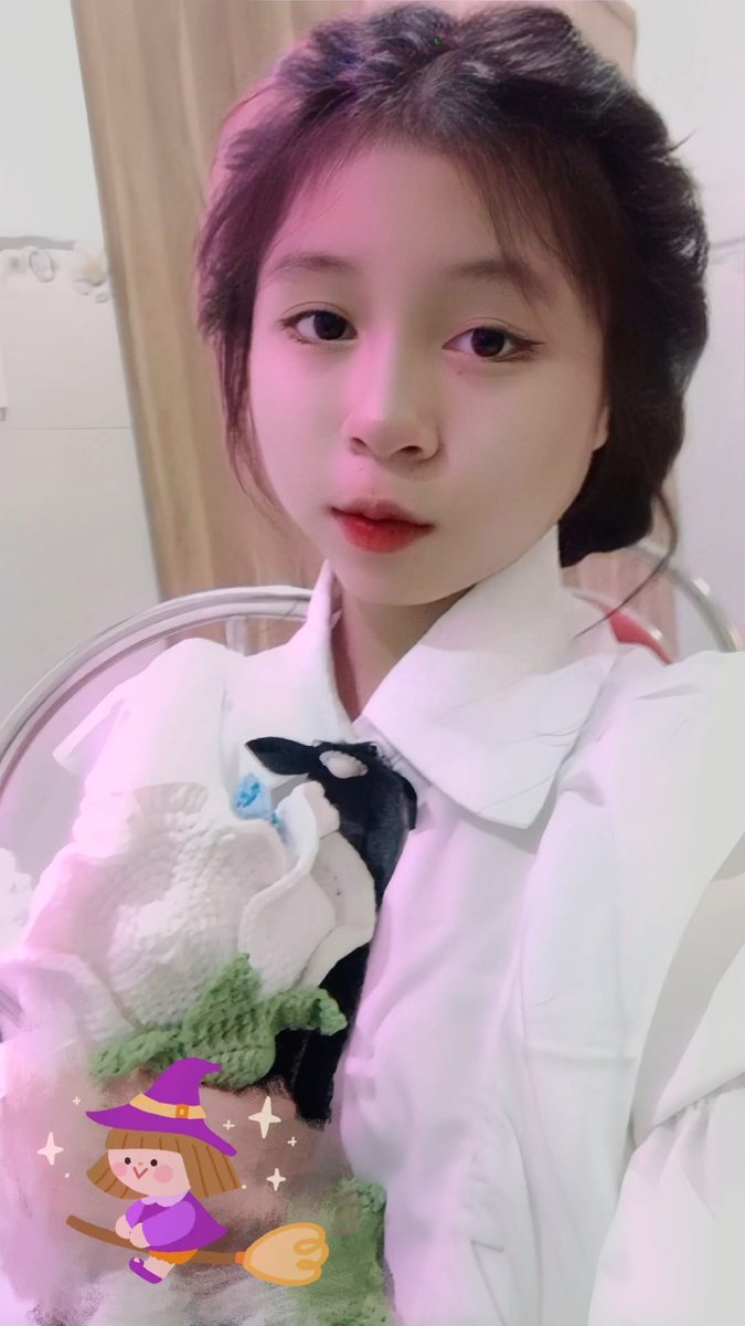 Trena Schwark Có thể mỗi ngày đều tràn ngập may mắn. Chúc bạn có đủ dũng khí để theo đuổi ước mơ của mình.Trena Schwark