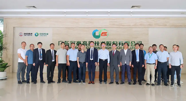 Wood&Panel tweet media