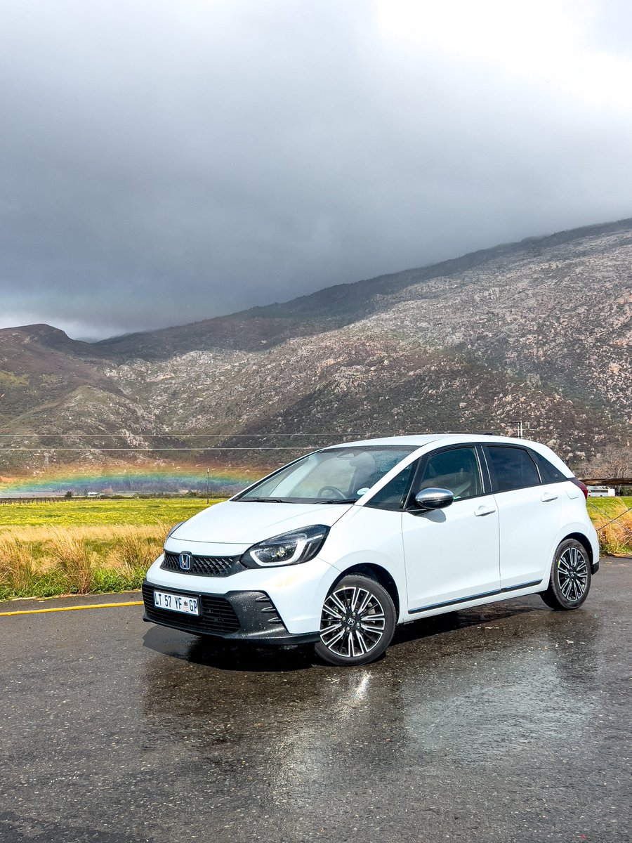 callmesmirk's tweet image. My full Review of the Honda Fit Hybrid is now live on YouTube please give it a looksie 👏🏼 youtu.be/TFsiR_CCXcQ?si…