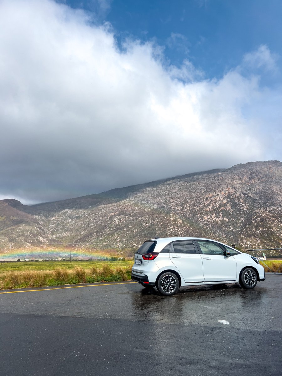 callmesmirk's tweet image. My full Review of the Honda Fit Hybrid is now live on YouTube please give it a looksie 👏🏼 youtu.be/TFsiR_CCXcQ?si…