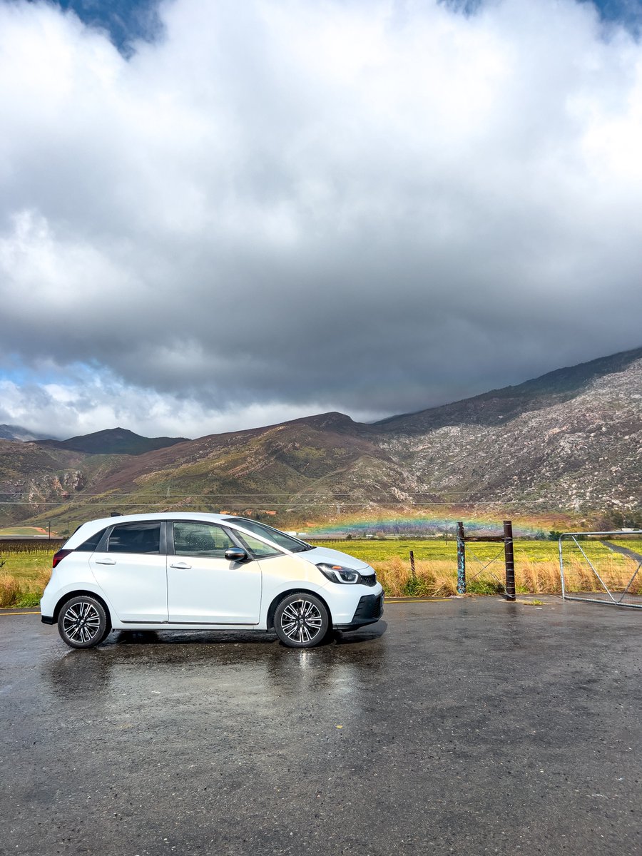 callmesmirk's tweet image. My full Review of the Honda Fit Hybrid is now live on YouTube please give it a looksie 👏🏼 youtu.be/TFsiR_CCXcQ?si…