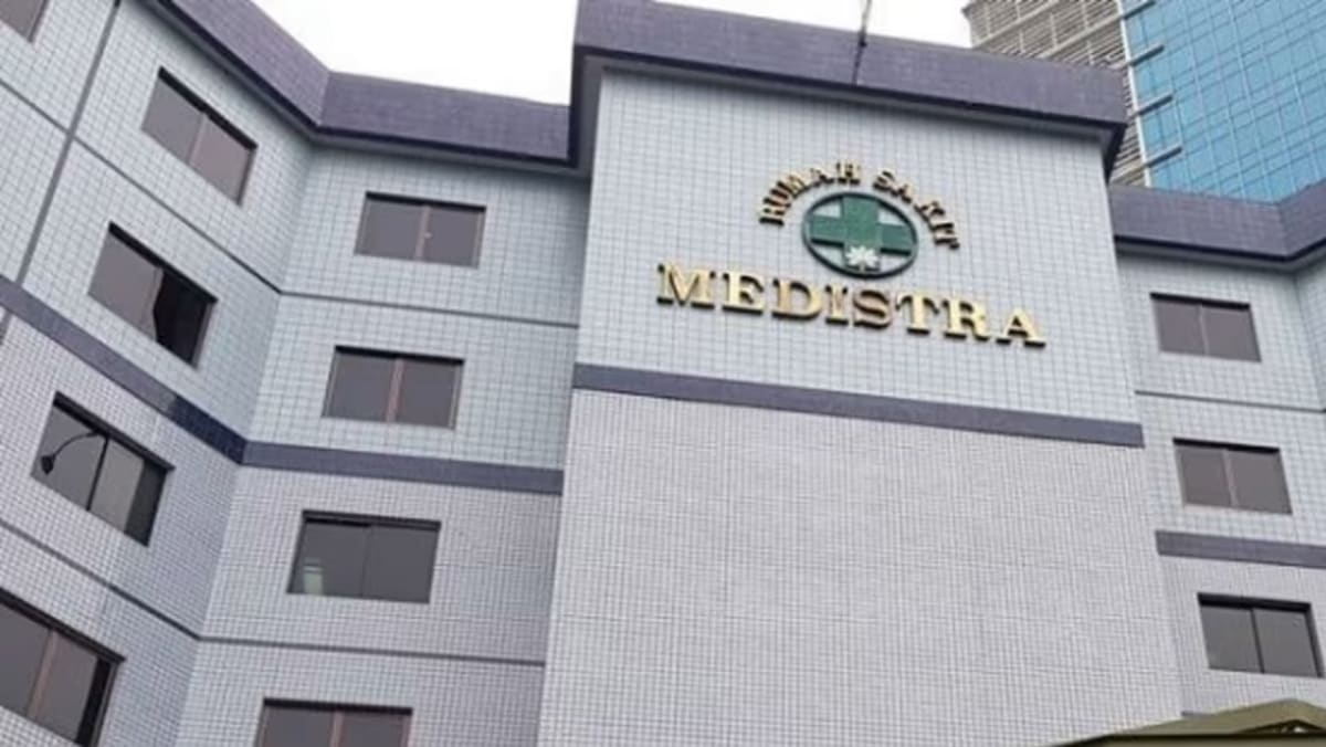 ChannelNewsAsia's tweet image. Jakarta hospital apologises for asking job applicants if they would remove hijab, as politicians call for probe channelnewsasia.com/asia/jakarta-m…