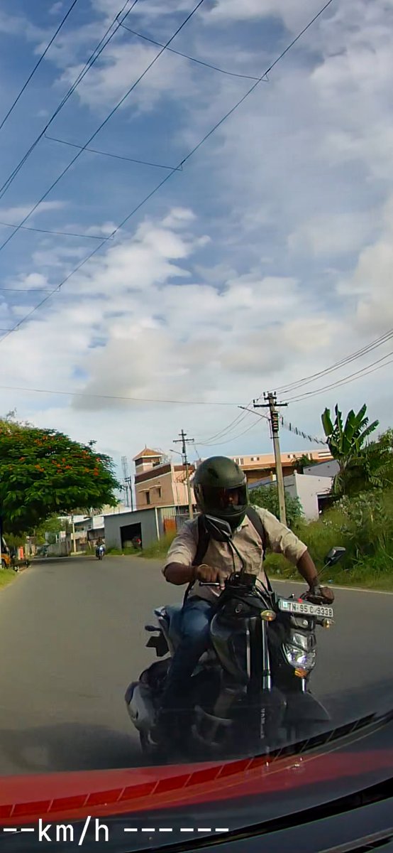 SK_2123's tweet photo. #Coimbatore
#Coimbatore_Corporation
Today I was about to hit by a biker speeding in a narrow road near Periyanaicken Palayam. Most of the car drivers face this kind of issues and they could do nothing since the bikers escape just like that causing trouble to the car owners. https://t.co/Tl6pAIO0HL