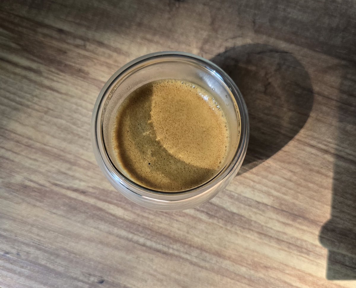 Едно кафе да го средам денов ☕️