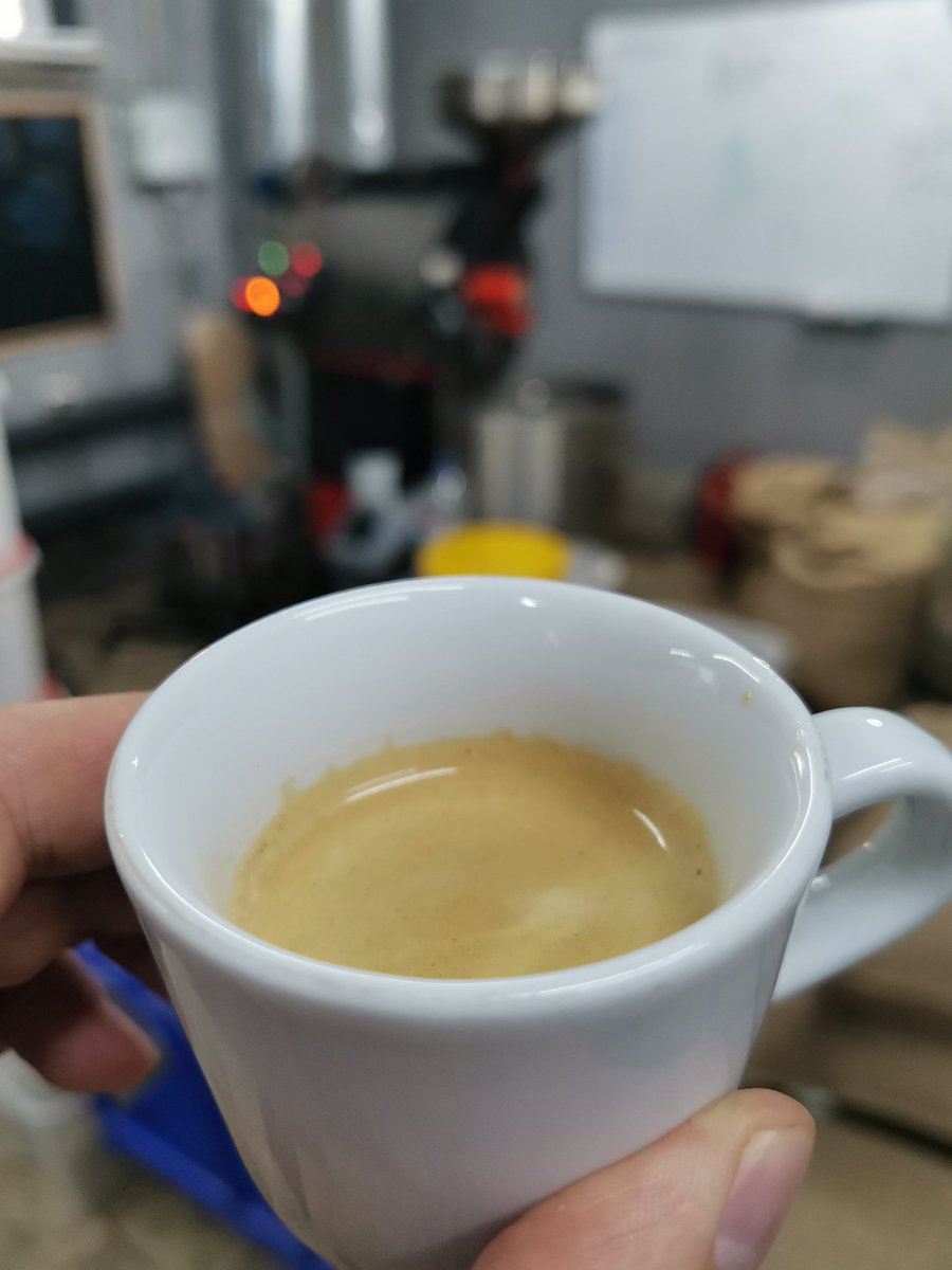 CoffeeAdmin's tweet photo. Кофе - хорошее начало дня. 
Но кофе в третью очередь! 

But thirdly coffee

#vncrussia #vncchanel #butthirdlycoffee #coffee #кофе https://t.co/NgfNmorWMy