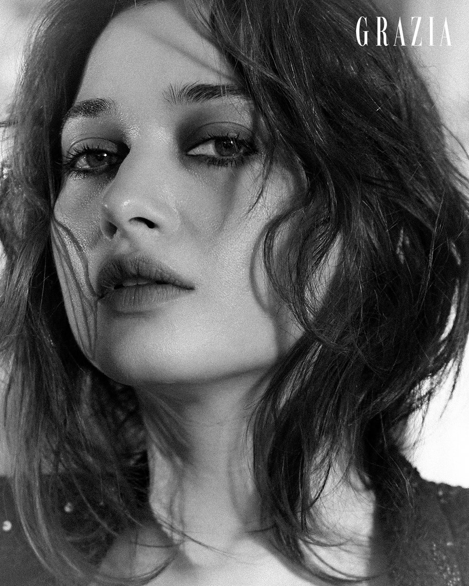 GraziaIndia's tweet photo. Any time Tamannaah Bhatia walks into a room – or on screen for that matter – you can’t help but notice her. Her unmistakable presence lights up the space, even when she’s not feeling her best. 

#GraziaIndia #TamannaahBhatia #Tamannaah #SeptemberDigitalCover #2024 #2024DigitalCover #AnamikaKhannaHM #HM #HMIndia