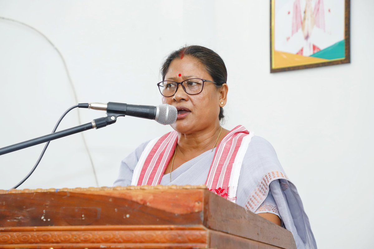 ranojpeguassam's tweet photo. Glad to take @BJP4India membership today afresh from President of @BJP4DhemajiDist at a function of @dist_bjym in presence of Hon’ble MP @PradanBaruah .

I welcomed the newly joined BJP members and encouraged them to join nation building under the leadership of Hon'ble Prime Minister Shri @narendramodi ji and serve the state under HCM @himantabiswa and @BJP4Assam President @Bhabesh_KalitaR