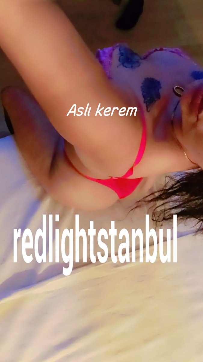 Dün gece yine anladım ki istanbul aşk ile başka güzel şimdi istanbul u gezme vakti kadıköyden başlayalım eee nede olsa FENERBAHÇE liyiz 💙💛💙💛