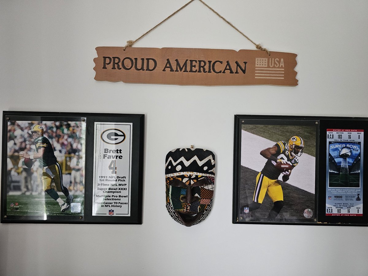 Finally put my cape verde mask, up in the office