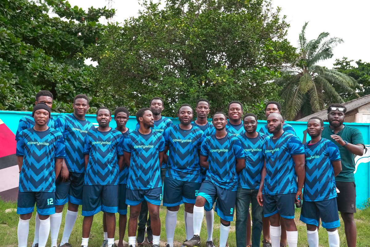 cowrywise's tweet photo. Did someone say Cowrywise FC? ⚽️💙

How do you think the match ended? 🌚 https://t.co/OCcpTSBSAB