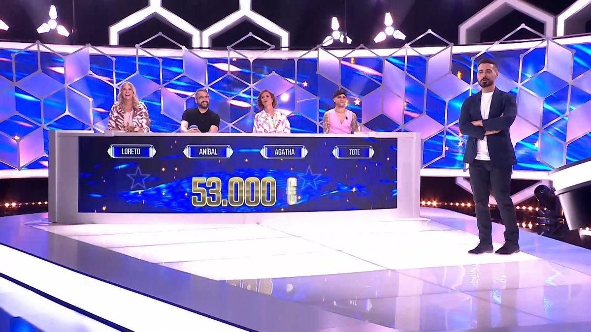 Hoy martes 3 de septiembre a las 18:30, salgo en <a href="/ElCazadorTVE/">El Cazador</a> de <a href="/La1_tve/">La 1</a>. Me iré a mi casa a la primera de cambio? Me atrapará el cazador? ¿Ganaré buenas perras para una ONG? Solo un concursante puede pasar al siguiente programa. SERÉ YO?!Qué nervios! Como si no lo supiera ya).