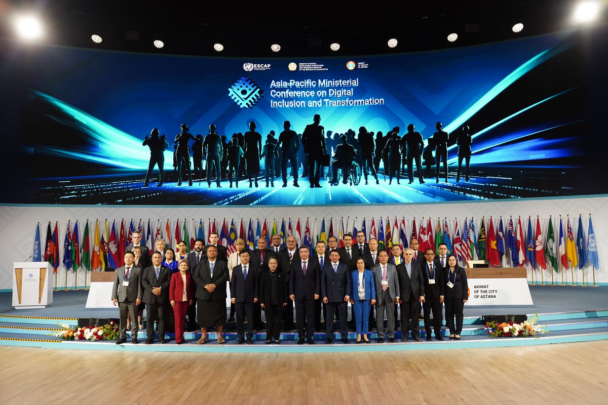 UN_Armida's tweet image. Digital by default has become our norm; restructuring economies, bringing new opportunities for value creation, and reweaving the fabric of society. Next 2 days critical on how we will better harness tech for #sustdev, bridge the #digitaldivide. #Digital4Dev