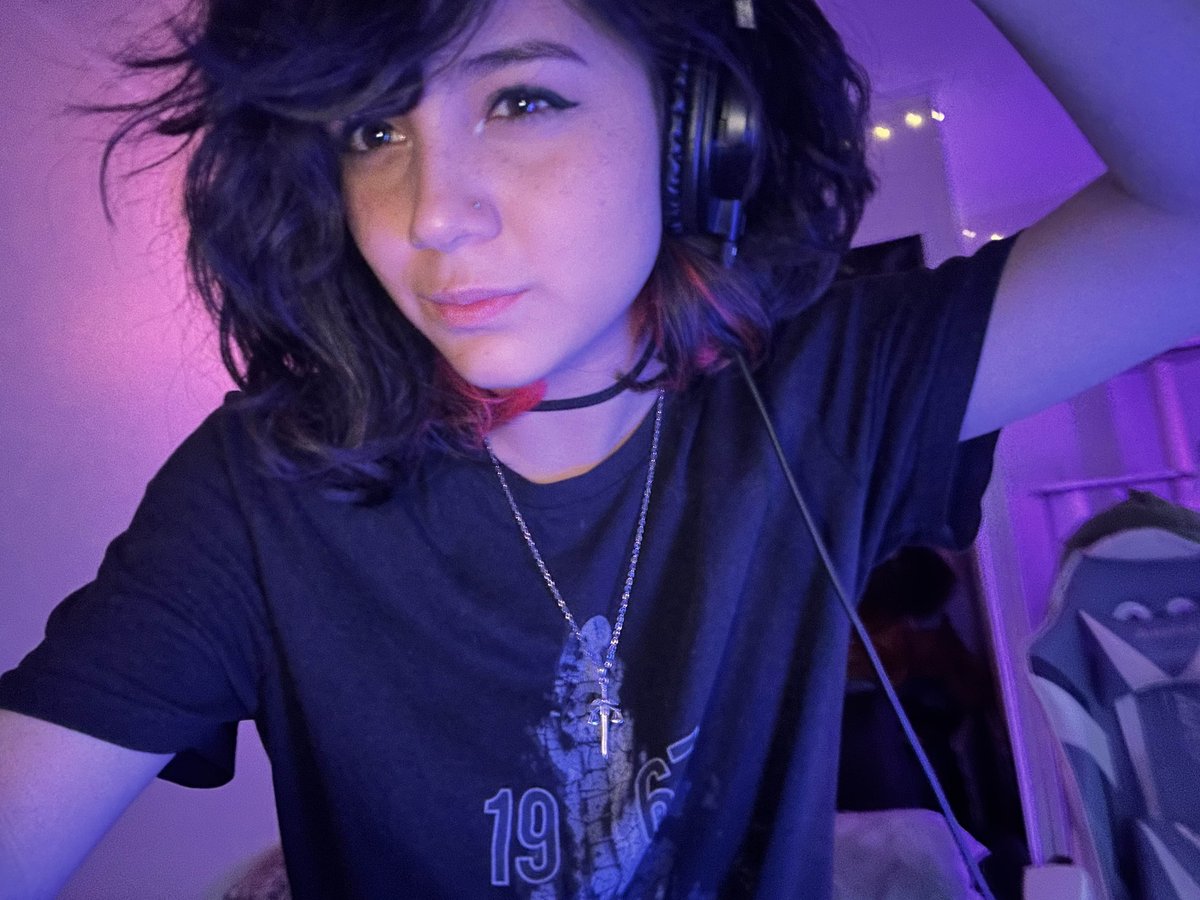 Figgerton Figglesworthy + on X: u, me, astolfo femboy porn  t.coeoOSek4xjV  X