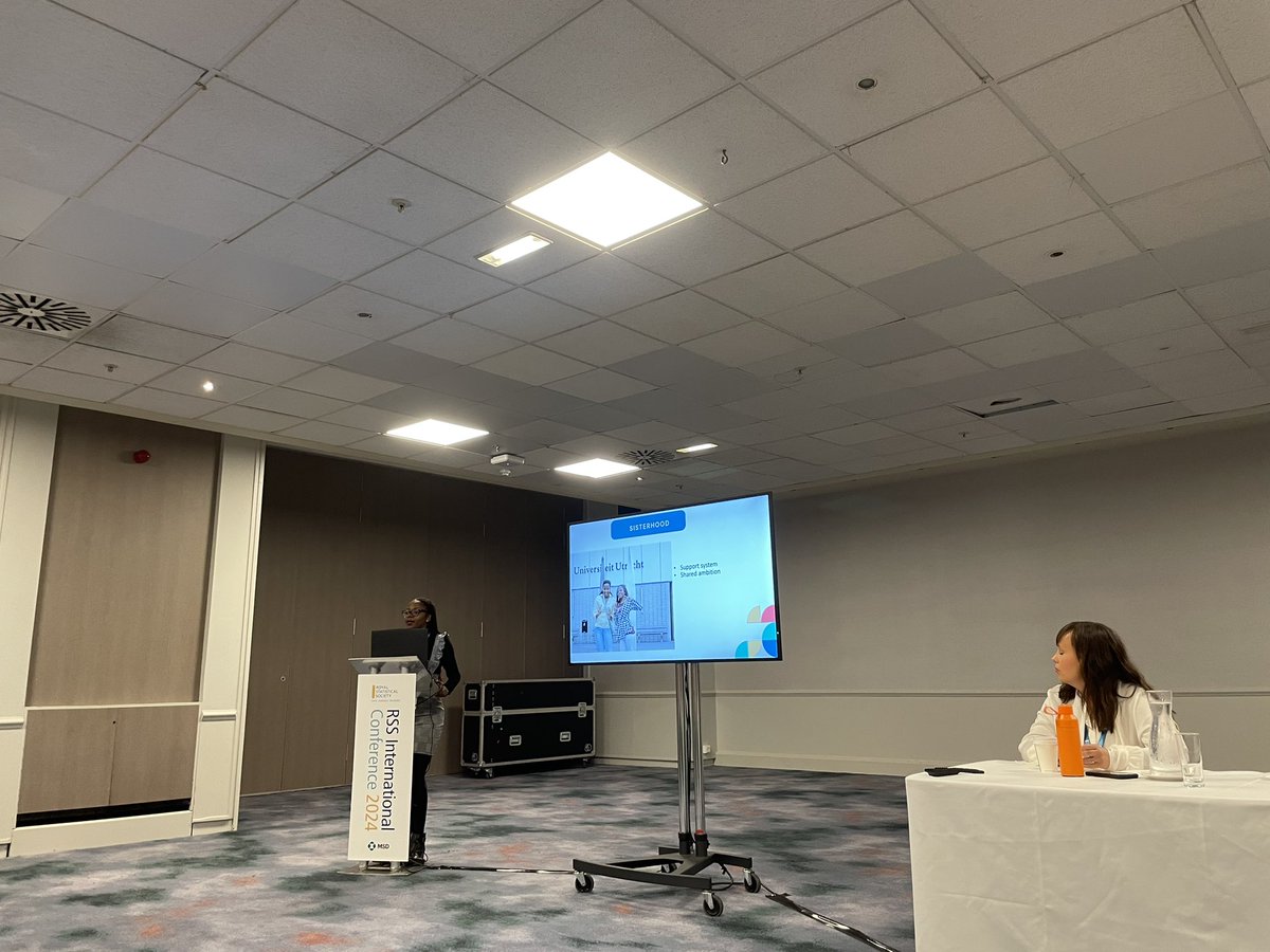 Altea_Lorenzo's tweet photo. “I wouldn’t be here without my female mentors” says @ebmilanzi representative of the @RoyalStatSoc Future Leader cohort and @RSSDiversity #RSS2024Conf https://t.co/3DN9lkyyeK