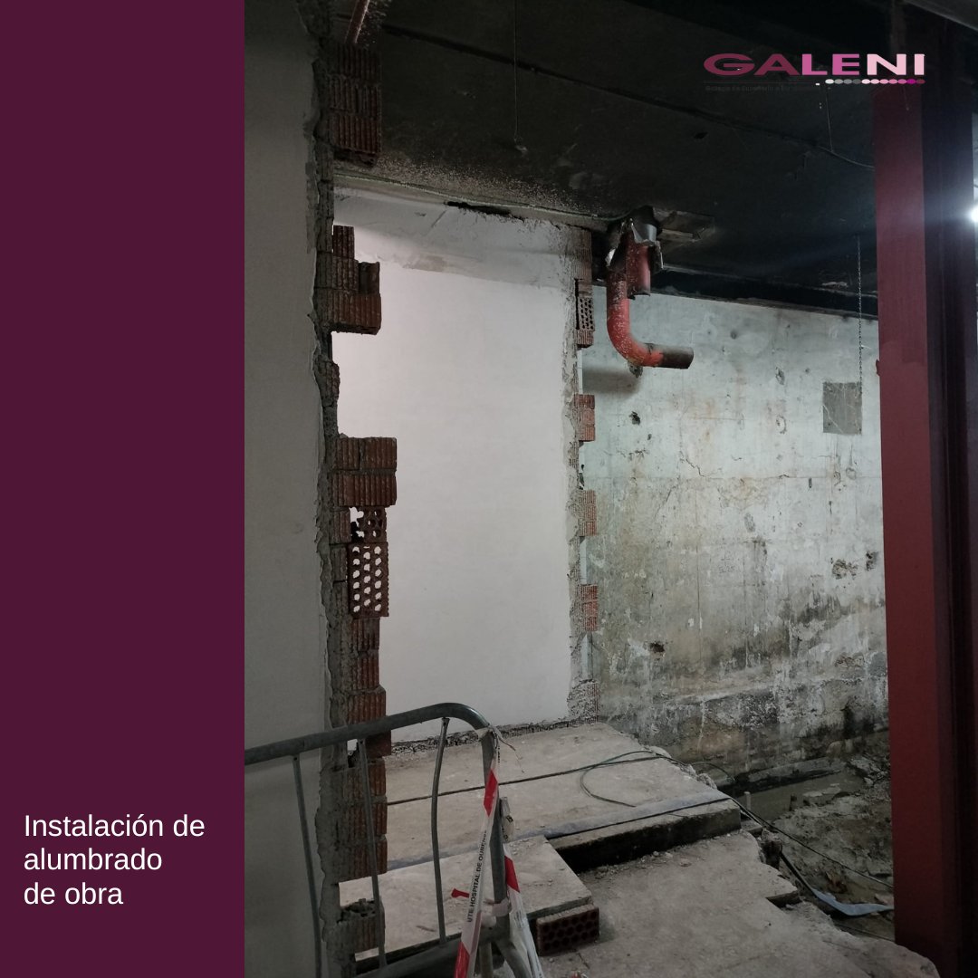 GaleniTelecom's tweet photo. En #Galeni ofrecemos servicios profesionales de instalación de alumbrado de obra, asegurando una iluminación eficiente y segura en tus proyectos de construcción.💡
¡Deja que nuestro equipo se encargue de que puedas trabajar con tranquilidad y eficacia!👷👌 https://t.co/DVjqxB0GYg
