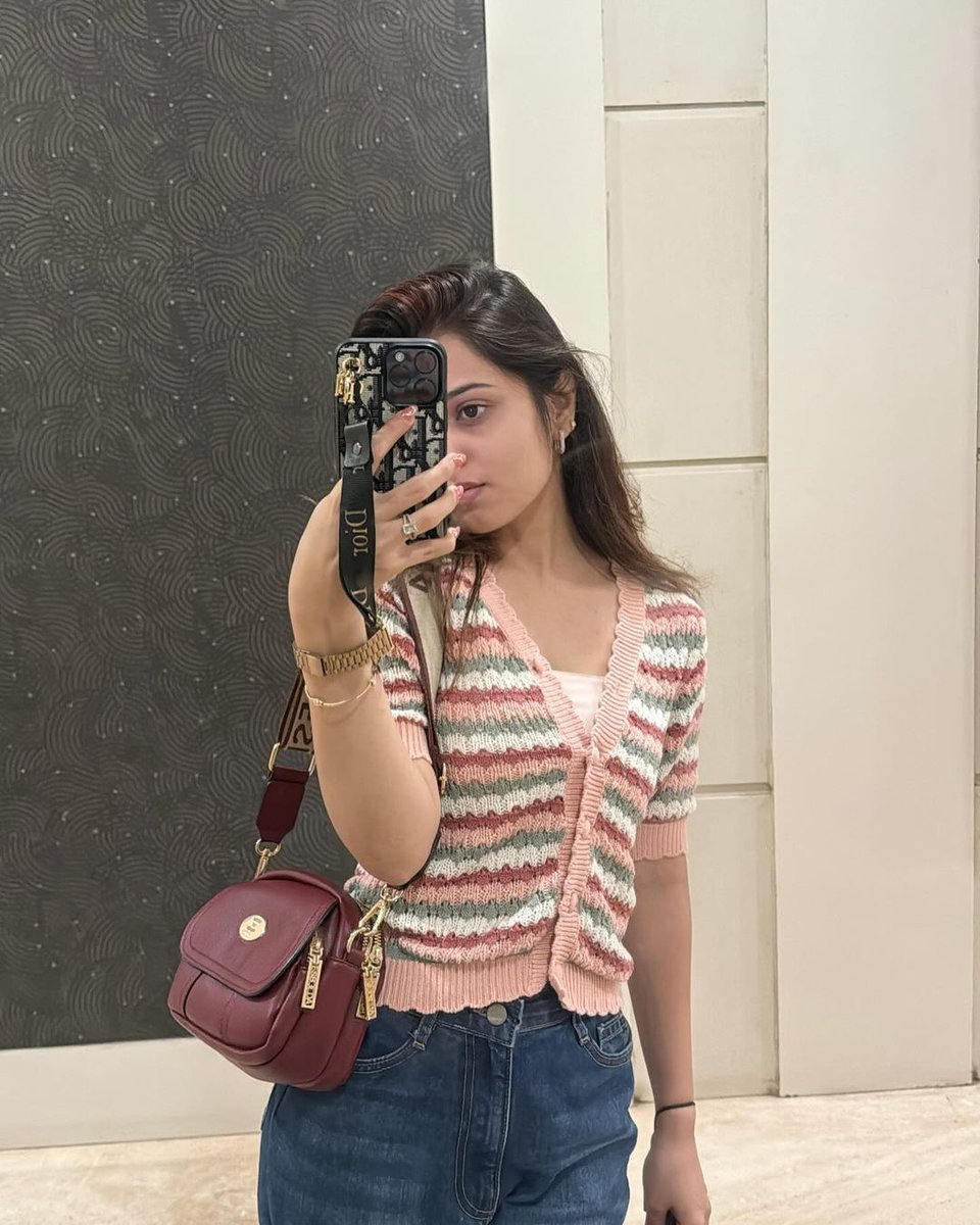 seemasharma002's tweet image. उचित समय पर किया गया छोटा काम भी बहुत उपकारी होता है......जब कि समय गुजर जाने के बाद किया हुआ महान कार्य भी व्यर्थ होता है !!!

#funnymemes #ke #twitterposts #india #memesdaily #snapchat #zler #dankmemes #google #linkedin #art #f #whatsapp #insta #rap #lol #likes #twitterthread