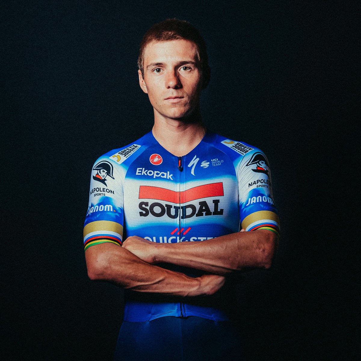 New kit, new details, new energy.🥇🚀🐺💙⚡