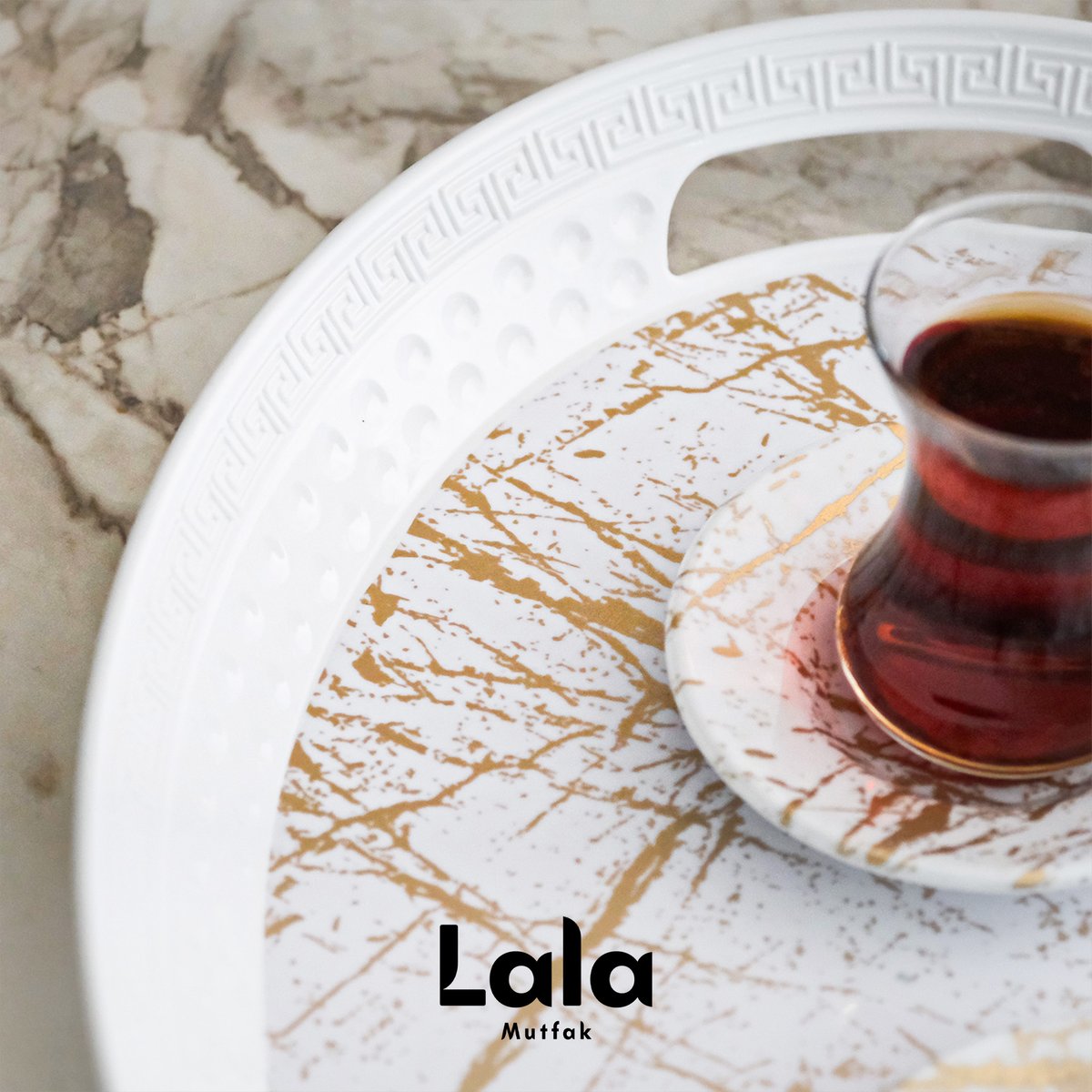 lalamutfakcom's tweet photo. Her bir detayında kültür ve zarafet saklı. ✨

Yapısında zengin kültürümüzün detaylarını, desenlerinde şıklığı ve ihtişamı barındıran tepsiler sunumların vazgeçilmezi oluyor. ❤️

Gelenek ve zarafeti mutfağınıza taşımak için👇
🌐 https://t.co/dYQaG9nbAN https://t.co/B4BfZwERub