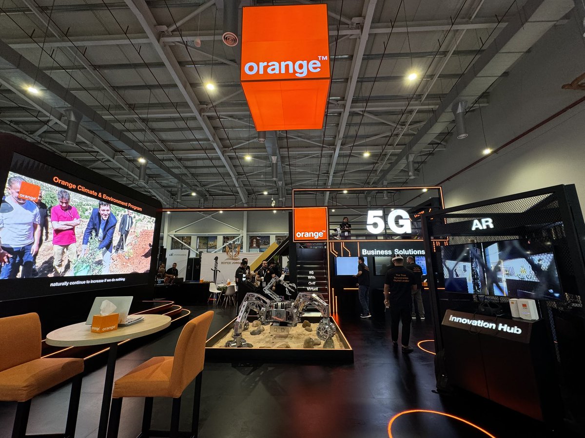 orangeJo's tweet photo. نفخر بدورنا كشريك الاتصالات الحصري في #سوفكس 2024، حيث قدمنا أحدث حلولنا الرقمية عبر جناحنا الذي يأتي ضمن شراكتنا الممتدة مع القوات المسلحة الأردنية والمعرض،
كما يعكس التزامنا بتعزيز الابتكار في التكنولوجيا والعالم الرقمي.

#Orange_in_sofex
 #دايماً_معاك
 #sofexjo https://t.co/8medBA4btL