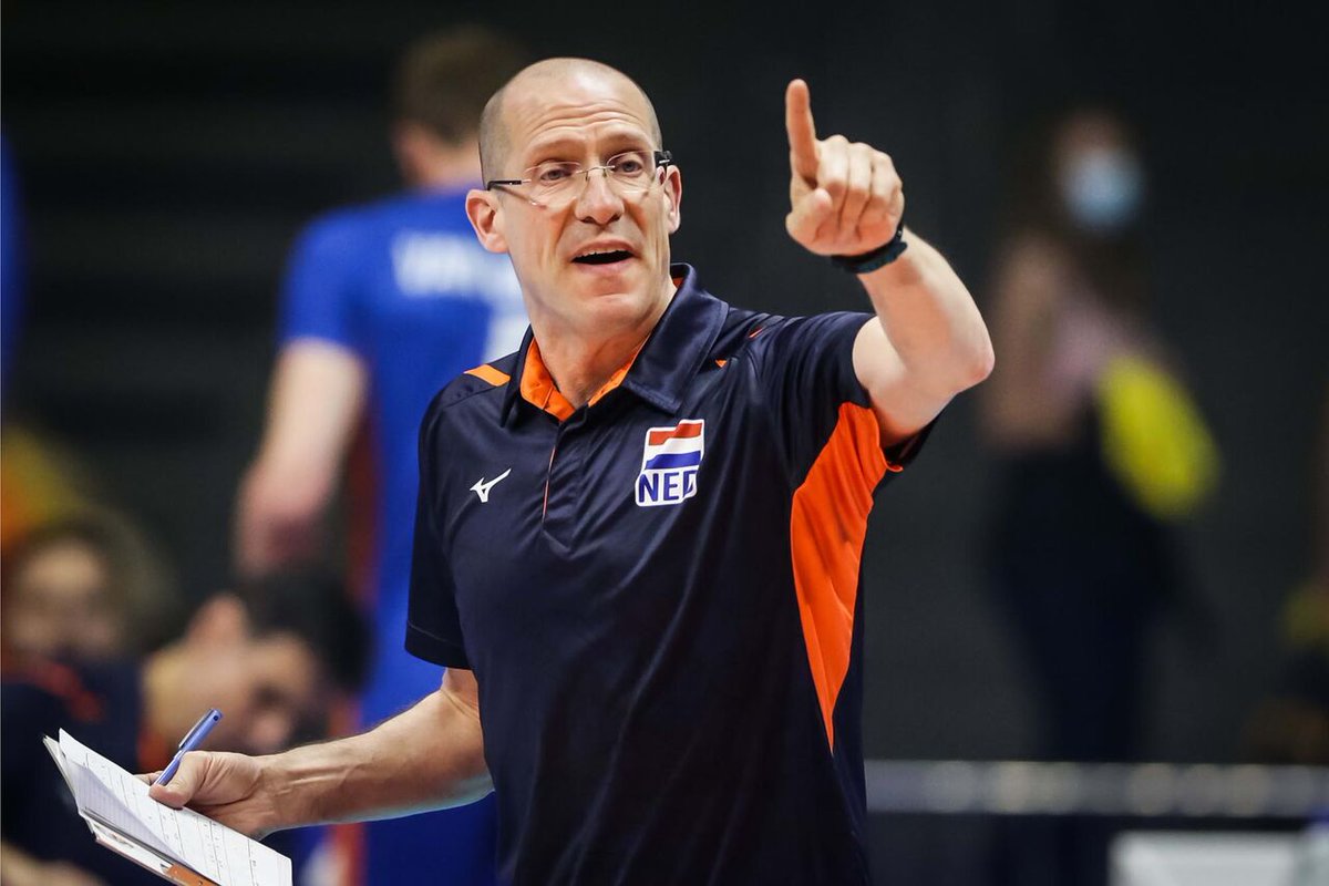 IrnaEnglish's tweet photo. Roberto Piazza becomes head coach of Iran Nat’l Volleyball team
https://t.co/SOVVMjUJyI https://t.co/GieToJmYaz