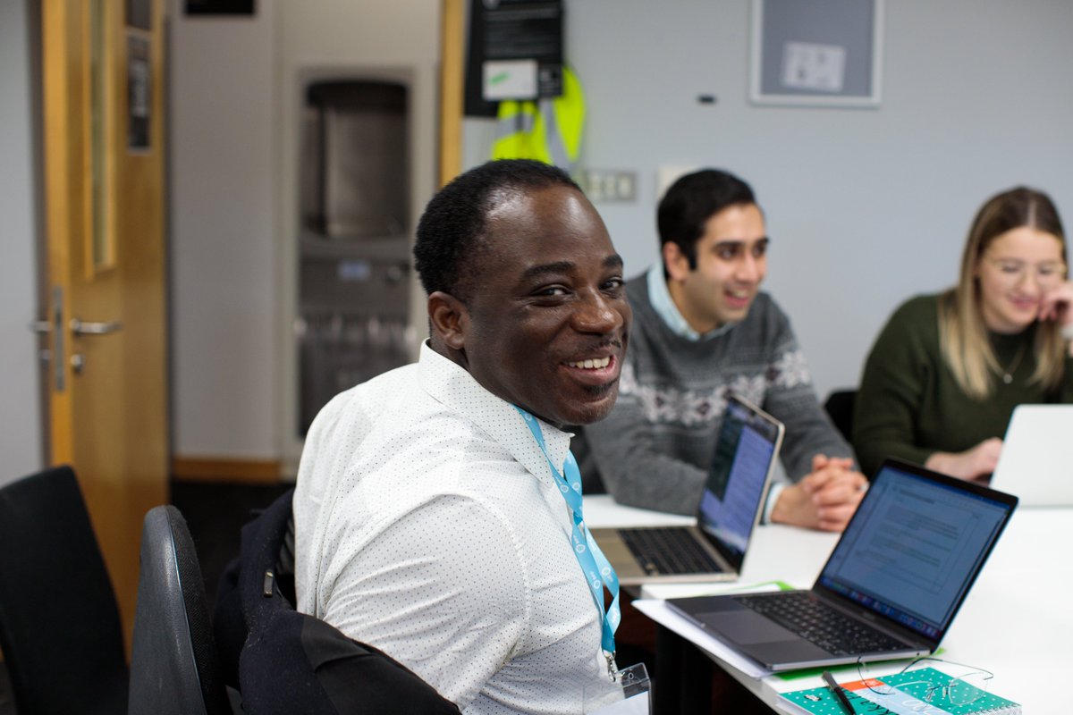 📷 Snapshots from one of last year's Pod groups!

This year, our Pod Programme introduces Practical Sessions led by practitioners to enhance application, interview, &amp; CV skills.

We’re looking for practitioners to lead these sessions! 

Sign up here:
forms.gle/ib6TFQbx2v2Ugy…