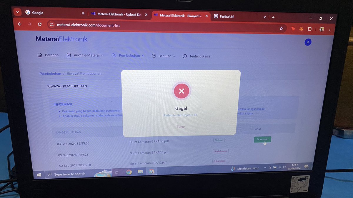 Altaire168's tweet photo. Mas @gibran_tweet ini sekelas @PeruriDigital ngurusin e materai aja overload gini, kasian temen temen cpns ga bisa submit tanpa e materai. Apa ini solusinya???!!! https://t.co/qlgRR0lsHN