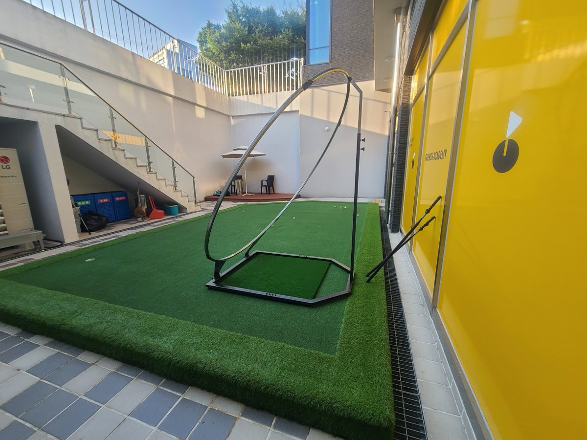 Proswing_Inc's tweet image. 투어프로들의 연습기 #스윙플레인2.2

제품문의:1899-6637
proswing.kr
#골프연습머신 전문제조 (주)프로스윙

#골프스윙 #골프스윙레슨용품 #타원형스윙연습기 #골프자세교정머신 #드라이버스윙궤도교정기 #아이언스윙궤도교정기