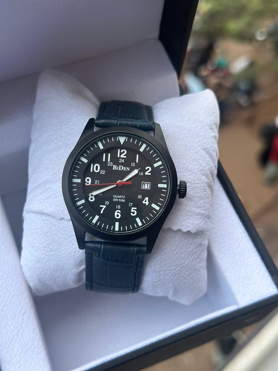 PromoterInc1's tweet photo. 🔊Get all your stylish gentle man wrist pieces from @TyeBrighton. Get quality and affordablilty in one package! To buy Dm /whatsApp or call 0786539762
#TimeWithUs #TyeWatches https://t.co/nin7YQlzfT