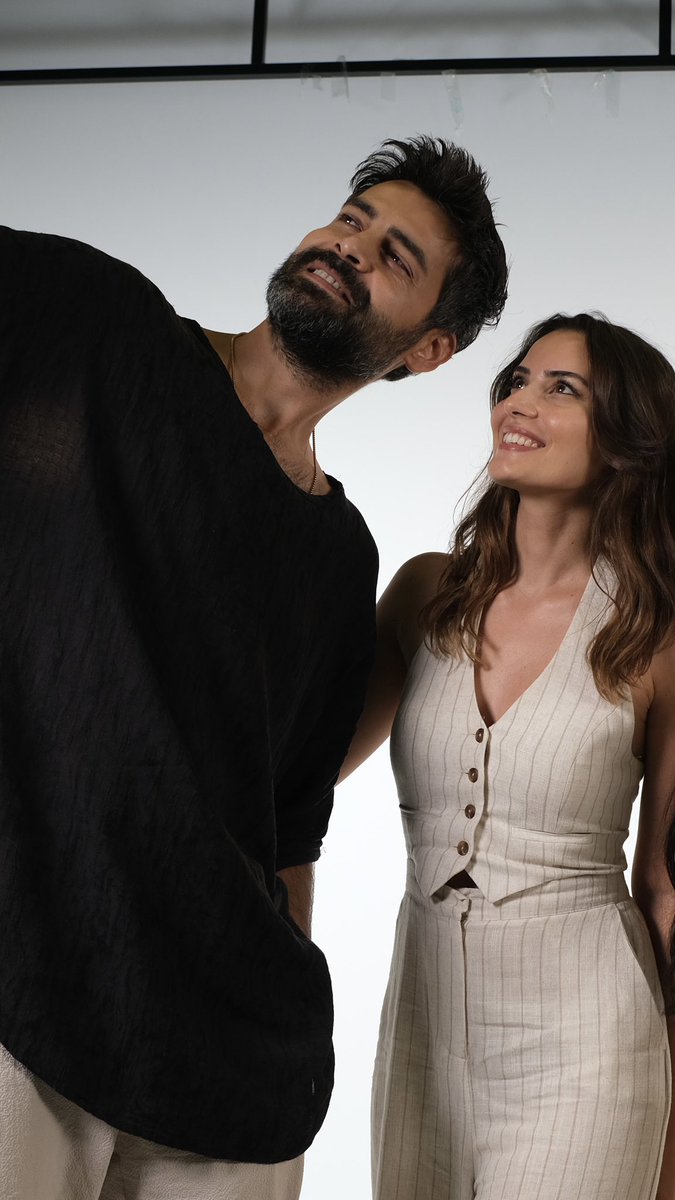 Çok güzeliz 😍🧿🩵
Röportaja özel kareler ✨️ 
<a href="/Diziler_com/">Diziler.com</a> Röportajinin yayinlanmasina son saatler !!
<a href="/GulcanTarimoglu/">Gülcan Tarımoğlu</a>
#ErkanMeriç  🩵
#YağmurÖztürk  🌸