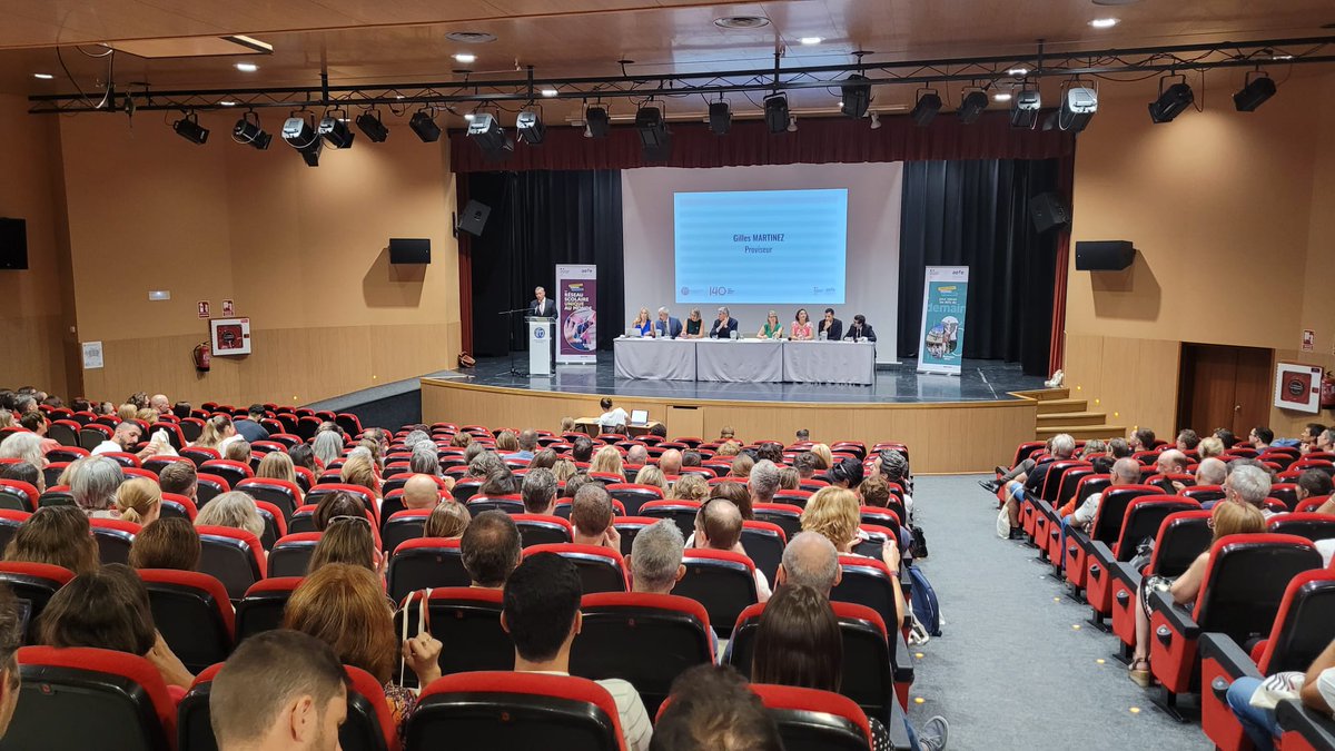 🏫 [RENTRÉE DU PERSONNEL] Près de 500 membres du personnel se sont réunis pour les journées de pré-rentrée
🤝 Bienvenue aux nouveaux arrivants qui rejoignent notre communauté éducative
🎒 Nos équipes sont prêtes et motivées pour accueillir les élèves dès mercredi !
<a href="/aefeinfo/">AEFE</a>