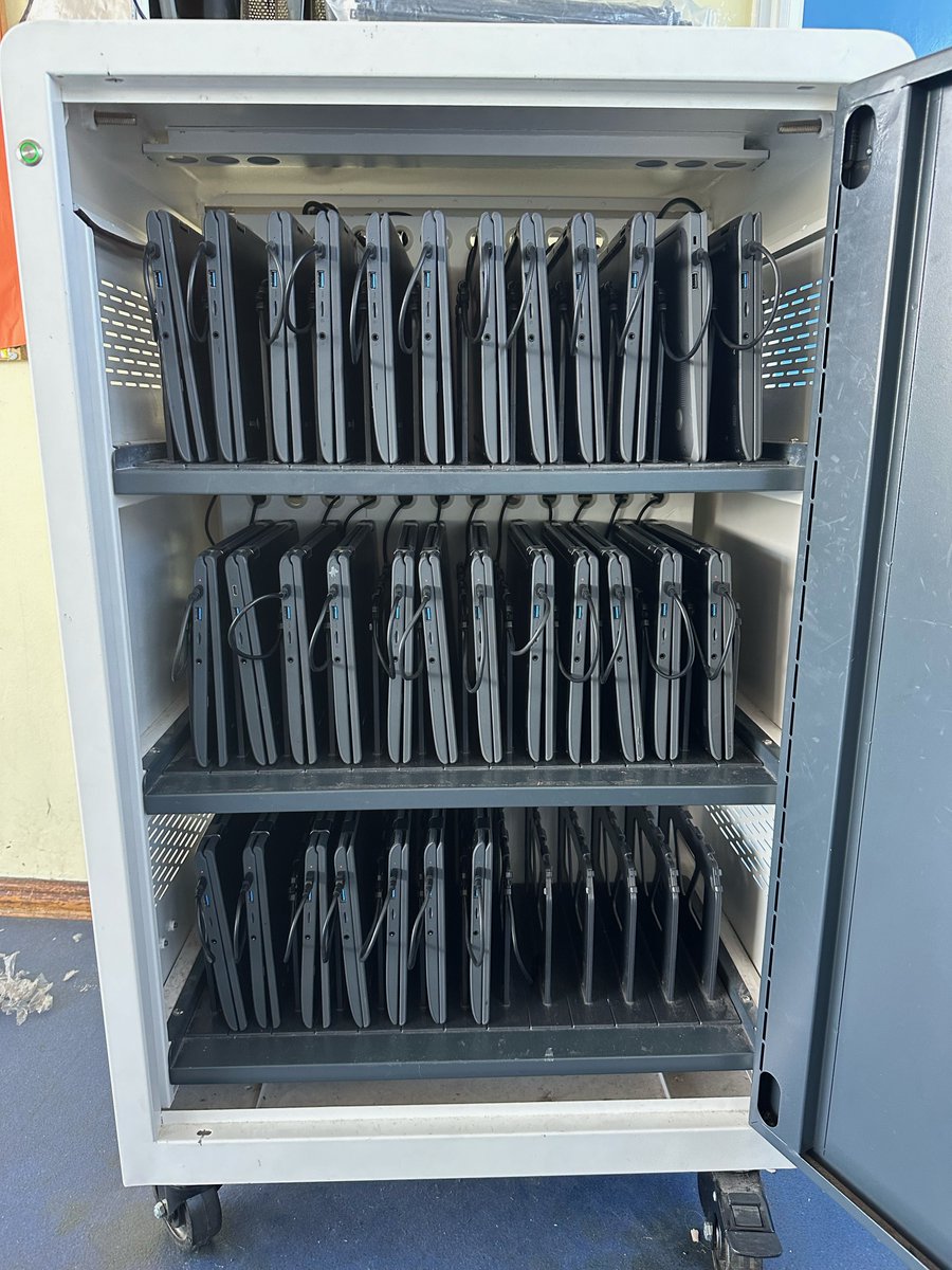 iTeach_Wales's tweet image. Summertime trolley tidy for @penybrynps 
All organised and ready for the new school year!

#iTeachSupport #SupportMadeSimple