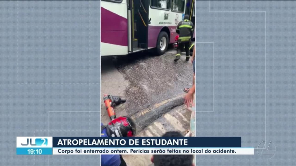 Liberal_Noticia's tweet photo. 'Já sabemos quem é o motorista', diz pai de estudante atropelado por ônibus no centro de Belém https://t.co/fNOq0cdsX9 https://t.co/t6aD5OBBKp