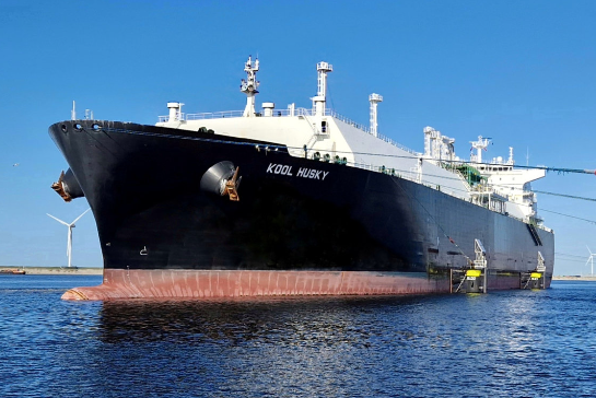 🚢 Clarksons opprettholder sin kjøpsanbefaling på Cool Company (CLCO) etter selskapets Q2-presentasjon, med et kursmål på 150 NOK. Cool Company har 80% kontraktsdekning for 2025, noe som gir inntjeningssikkerhet i et utfordrende LNG-marked. Tirsdag omsettes aksjen for 125,10 NOK