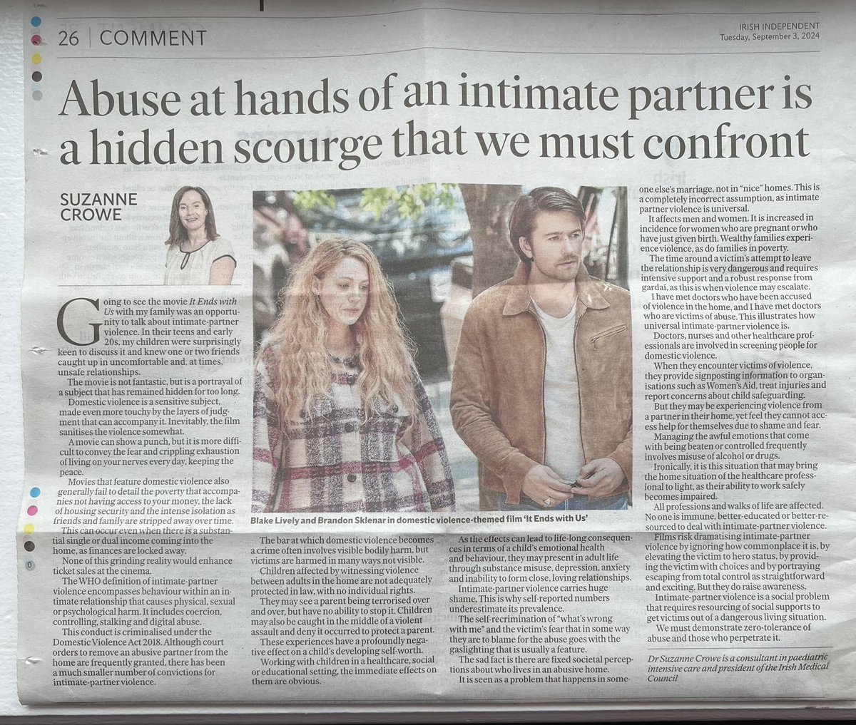 Kathrinabentley(KB) (@katebentleykb) on Twitter photo Great to see articles on intimate partner abuse <a href="/itsthatgirlsuzi/">Suzanne Crowe</a> highlighting the epidemic & reality.
At least 1 in 4 women & 1 in 7 men across Ireland experience abusive relationships. For men (18+yrs to 90+yrs) please contact <a href="/MensAidIreland/">Men’s Aid Ireland</a> #CoerciveControl #NotAlone Great to see articles on intimate partner abuse <a href="/itsthatgirlsuzi/">Suzanne Crowe</a> highlighting the epidemic & reality.
At least 1 in 4 women & 1 in 7 men across Ireland experience abusive relationships. For men (18+yrs to 90+yrs) please contact <a href="/MensAidIreland/">Men’s Aid Ireland</a> #CoerciveControl #NotAlone