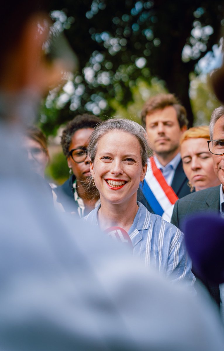 Claire Jacquin tweet media