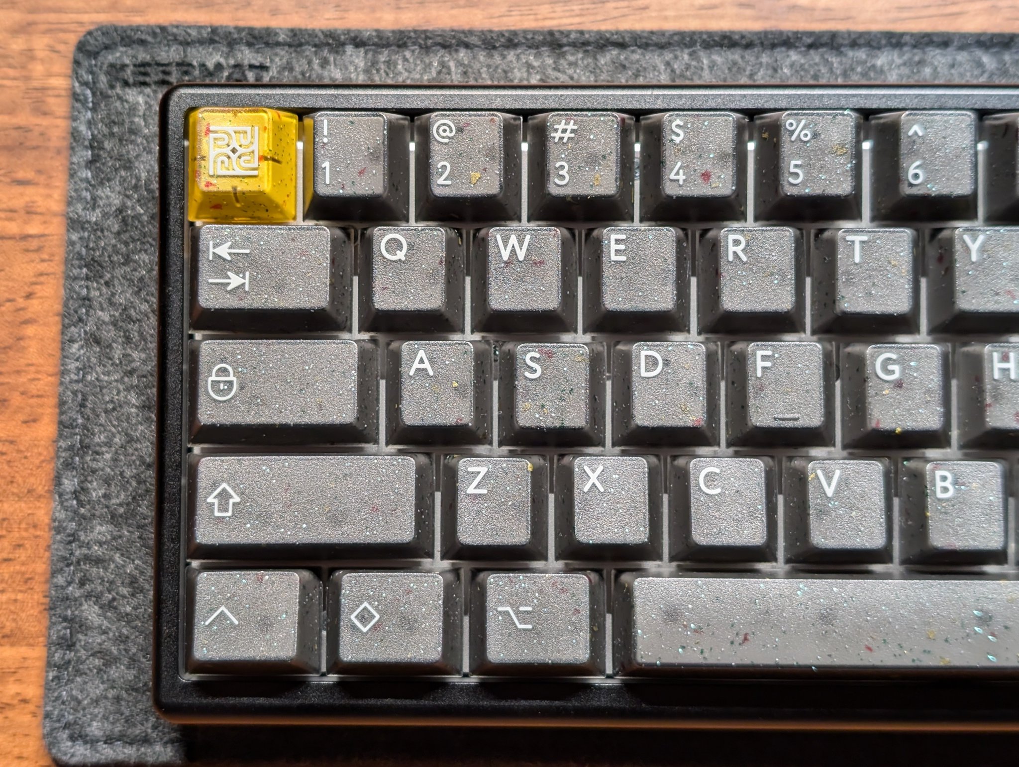 メカニカルキーボード 自作キーボード Glitter（Nooir 80 Alita