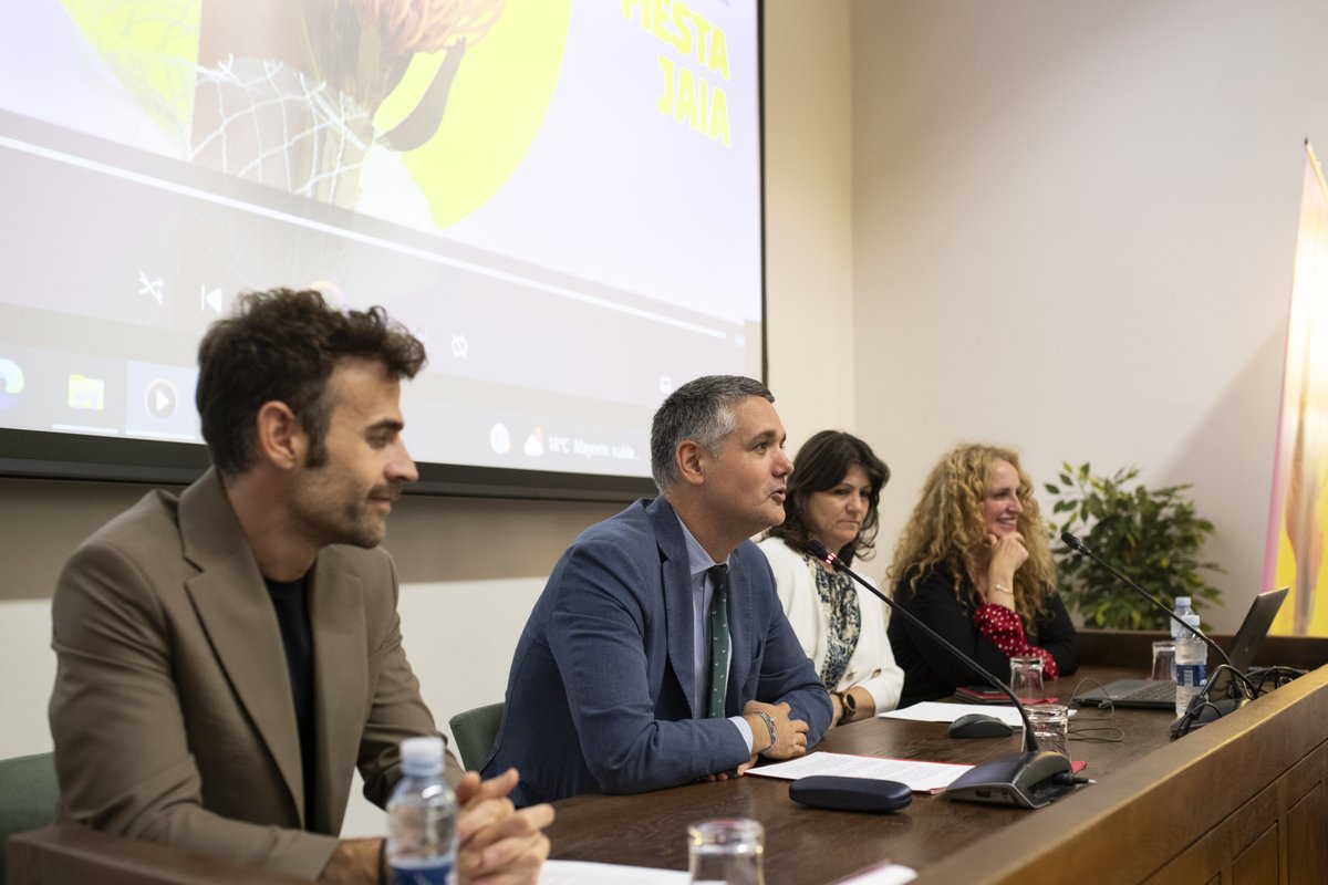 noticiasgob_na's tweet image. #Lizarra -ko Antzinako Musikaren Astearen 55. edizioa hasi da

▶️ Jaialdiak mende erdiko historia ospatuko du eta irailaren 7tik 14ra egingo da

@cultura_na @AytoEstellaLiz  @baluarte 
#SMADE

📎 Info: navarra.es/eu/-/prentsa-o…