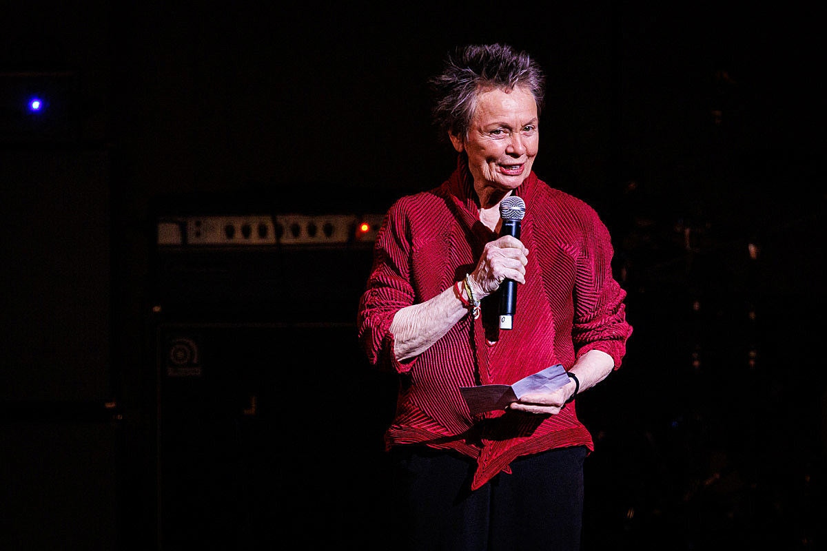 850ME's tweet image. Laurie Anderson with Sexmob, Nada Surf, more playing free WNYC 100 year celebration in Central Park dlvr.it/TCmL57