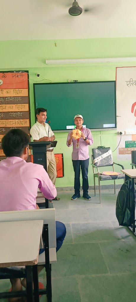 VikrantVibhakar's tweet photo. TLM PRESENTATION
#MODEL
#WORKING_MODEL
#MOVING_TRIANGLE https://t.co/E8FjJavlfG