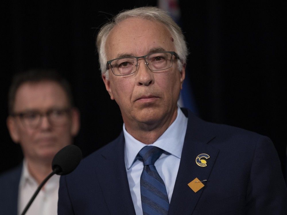 John Rustad tells Jordan Peterson he'll cancel B.C. carbon tax, review education materials vancouversun.com/news/bc-conser…