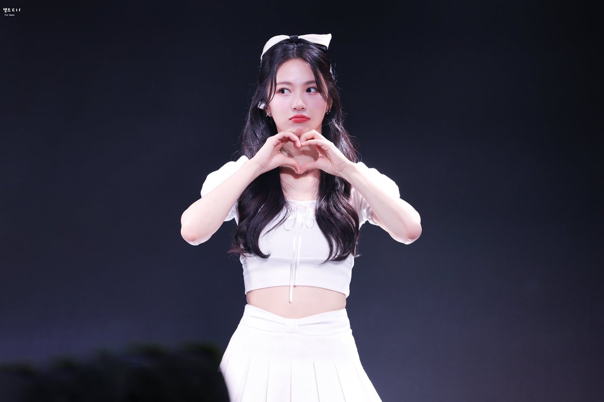 엘프지원💛 tweet media