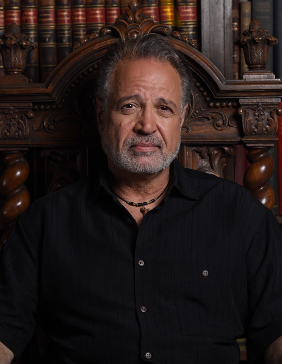 robertjmorgalo's tweet image. Stay Thirsty My Friend 🍺 #dosequis #upforwhatever #salud #cheers