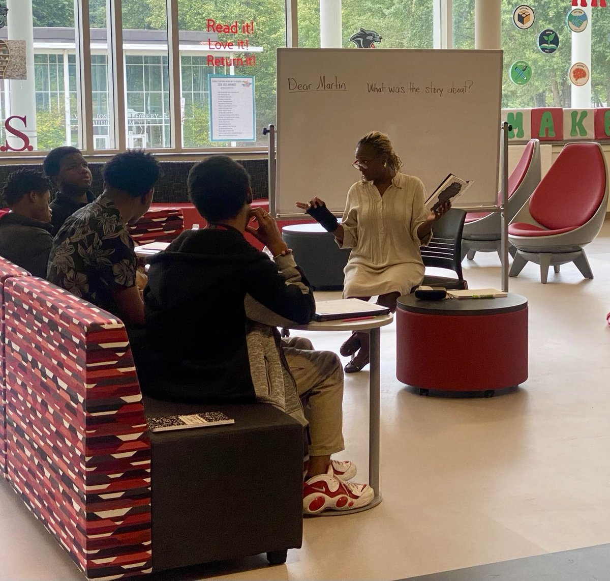 APSSutton6's tweet image. My good friend Dr. Taylor teaching her small group this morning. These scholars are engaged in “Dear Martin” by Nic Stone.
⁦@APSTherrell⁩ ⁦@doctayt⁩ ⁦@APSMediaServ⁩