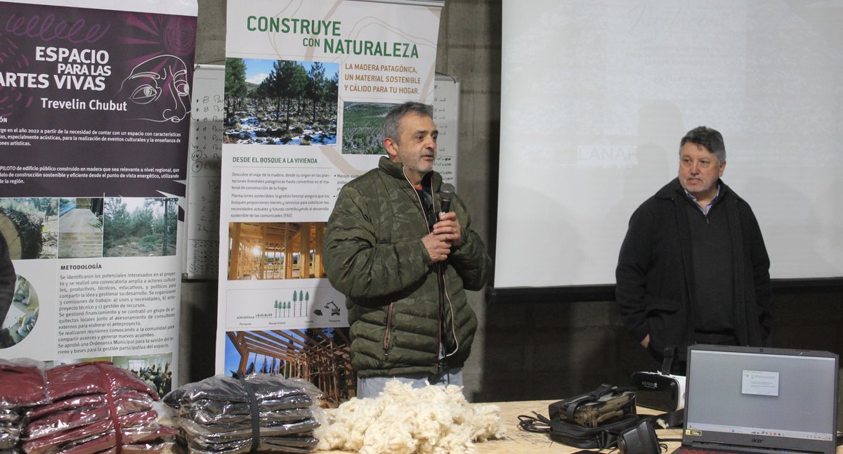 ACallupil's tweet photo. Hoy se llevo a cabo la Jornada de presentación formal del Proyecto de innovación social “LANARQ PATAGONICO”. 
Quiero felicitar y destacar el trabajo entre la empresa recuperada la Cooperativa Lanera Trelew (Argentina) y la empresa familiar: LanARQ (Chile). https://t.co/nSv2NbREtG