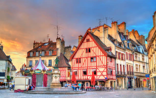 From December 10th to 12th 2024 in Dijon will be held the 11th editions of the Cancer Immunology and Immunotherapy days. The program is available here blog.u-bourgogne.fr/immuno-oncolog…. 
Go check it out.